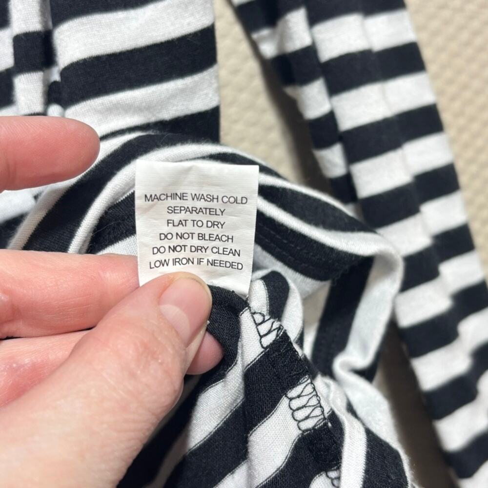 Glamour Farms Women's Black White Striped Zipper 3/4 Sleeve Top Size M - Picture 5 of 8